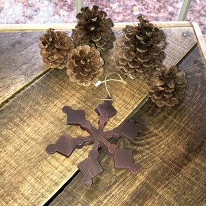 Rustic beautiful metal snowflake Christmas Holiday Ornament 1